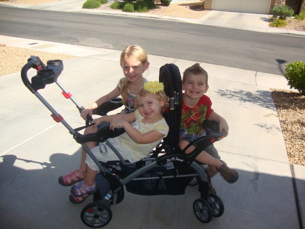 sit and stand stroller for 3